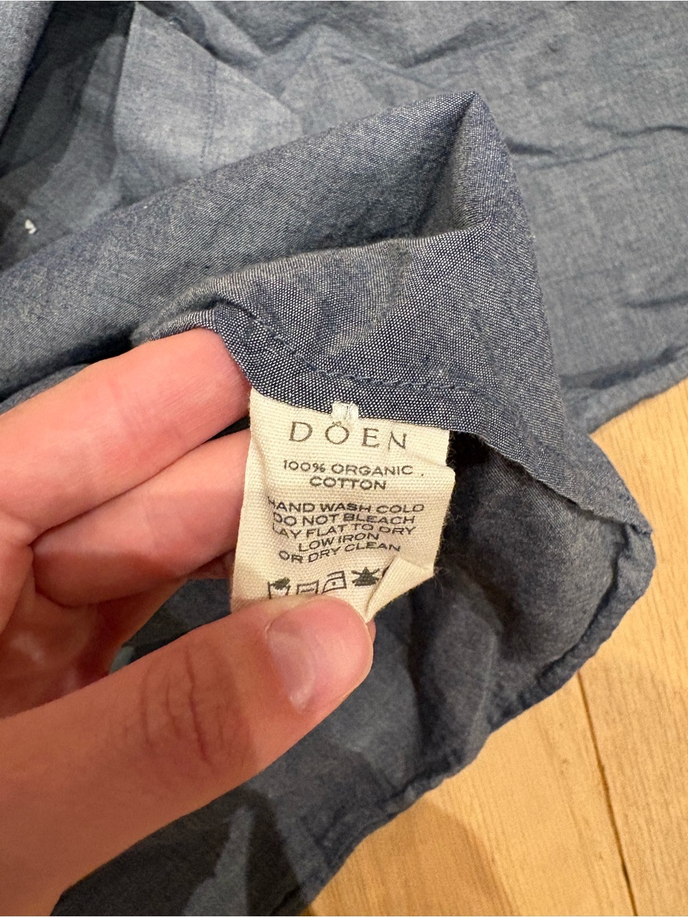 Doen Ojai Button-Front Puff Sleeve Blouse in Denim Blue - Picture 4 of 8